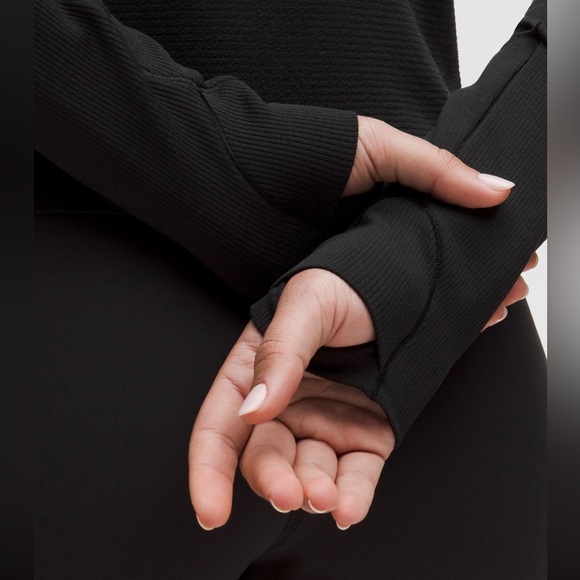 Lululemon Swiftly Tech Long-Sleeve Shirt in Black. Size 10 - Picture 4 of 13